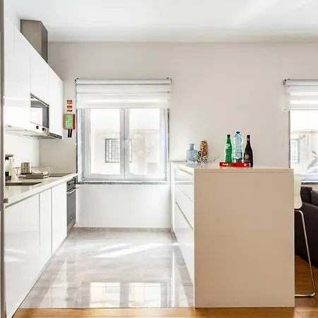 Campo De Ourique Modern Lägenhet *